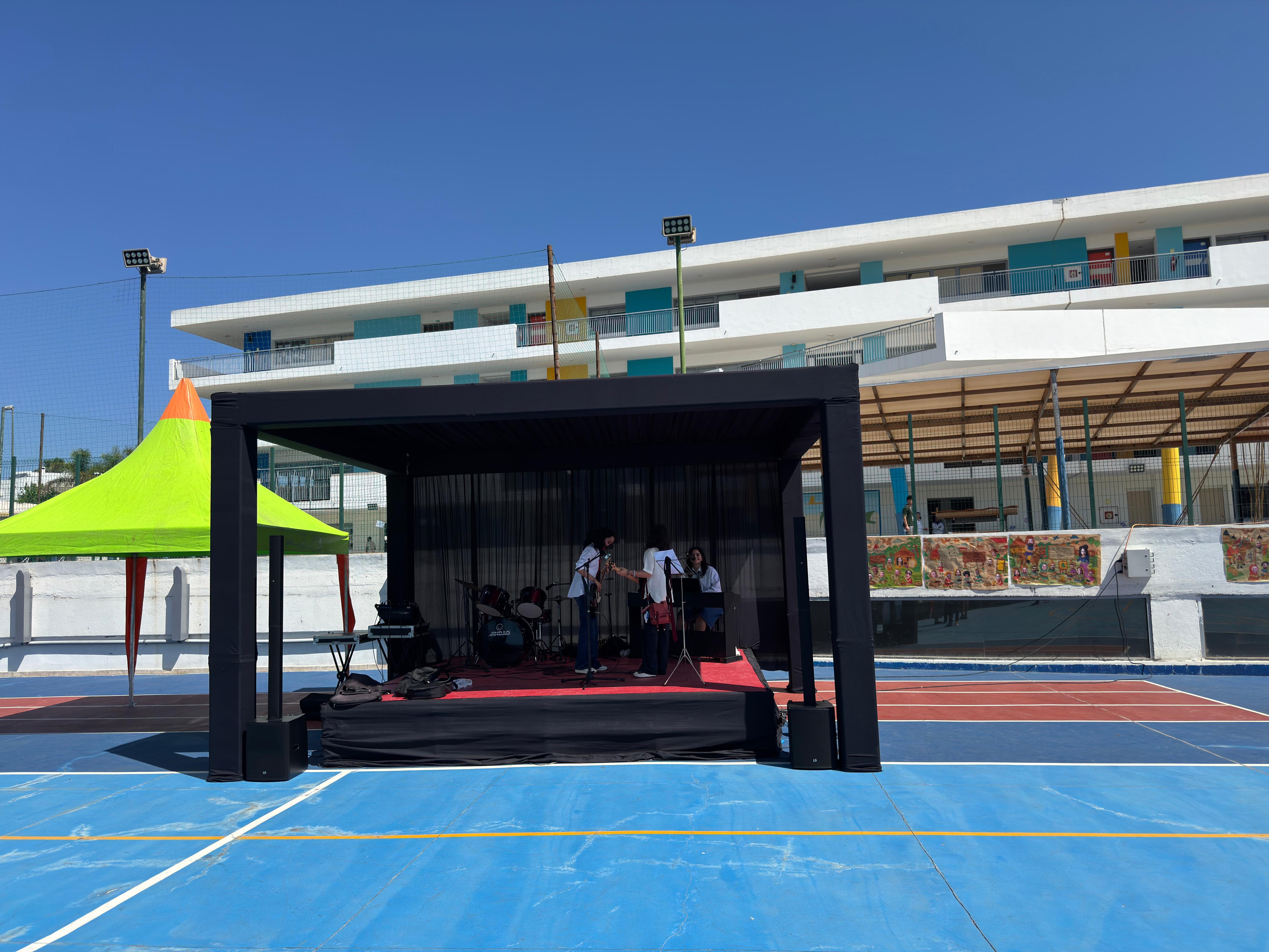 location scène Maroc structure événementielle Casablanca location podium mariage Rabat structure métallique événement